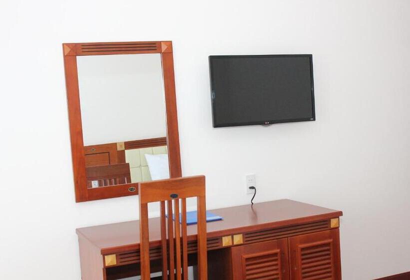 اتاق استاندارد, Hoang Ngoc
