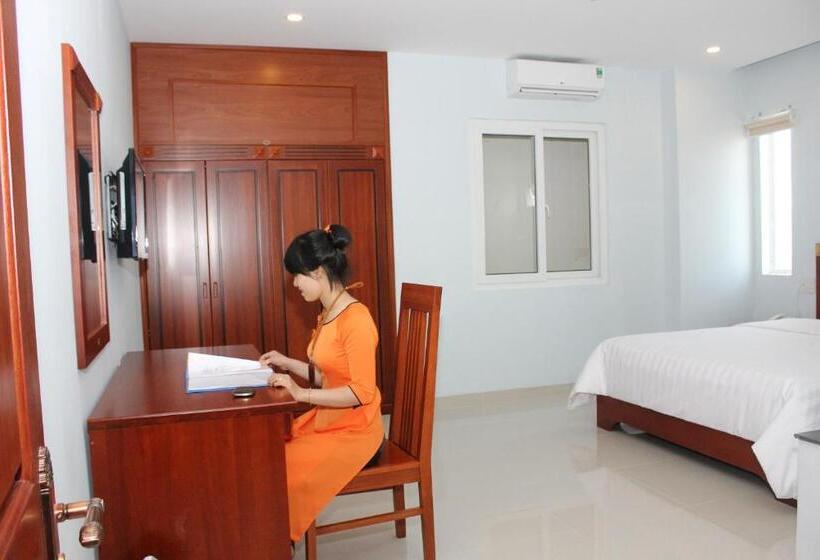 اتاق استاندارد, Hoang Ngoc