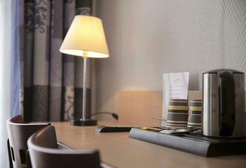 חדר קלאסי, Du Cheval Rouge