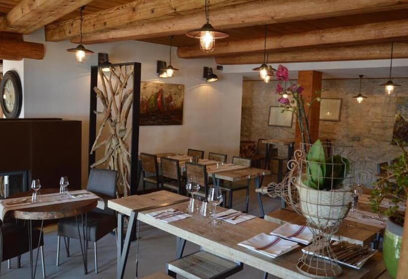 컴포트 룸, Hôtel L Atelier De Donat