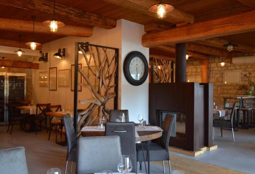 Люкс с Балконом, Hôtel L Atelier De Donat