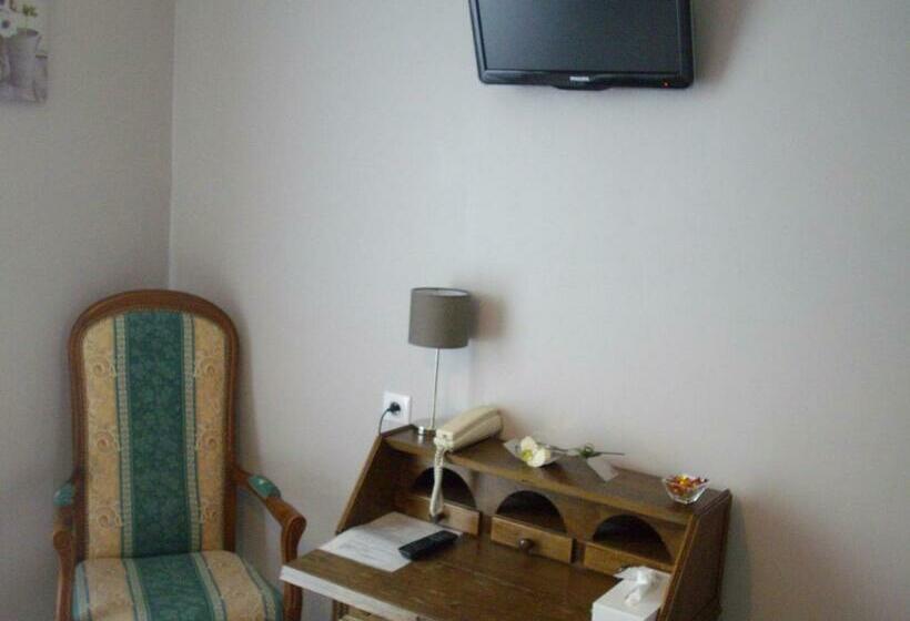 חדר סטנדרט, Hôtel Restaurant Anglade