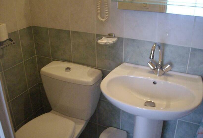 חדר סטנדרט, Hôtel Restaurant Anglade