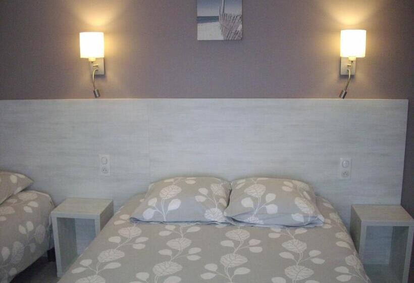 חדר סטנדרט לשלושה, Hôtel Restaurant Anglade