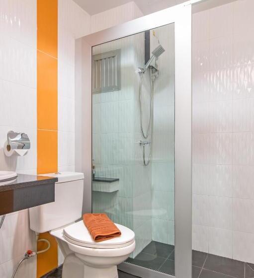 غرفة عائلية, Lada Krabi Express