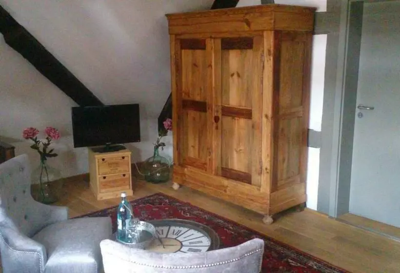 سوییت جونیور, Landgasthof Zum Hasen