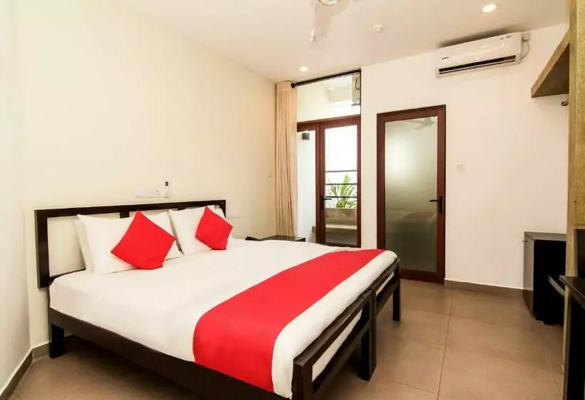 デラックスルーム, Saninro Hotel   Ragama
