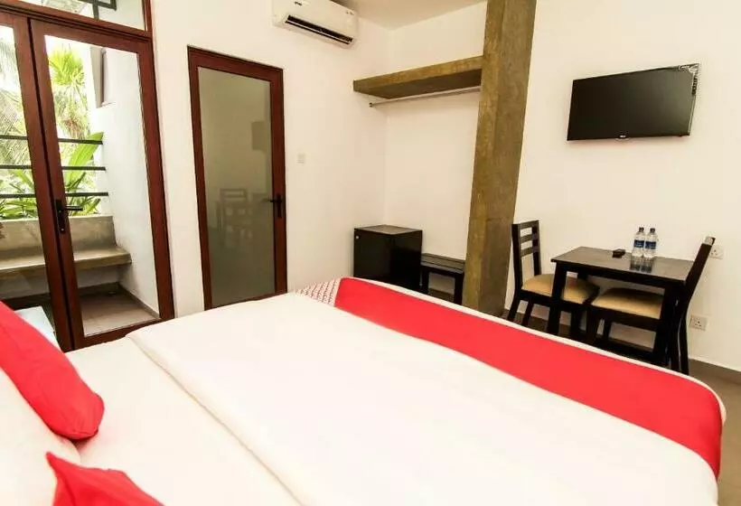 デラックスルーム, Saninro Hotel   Ragama