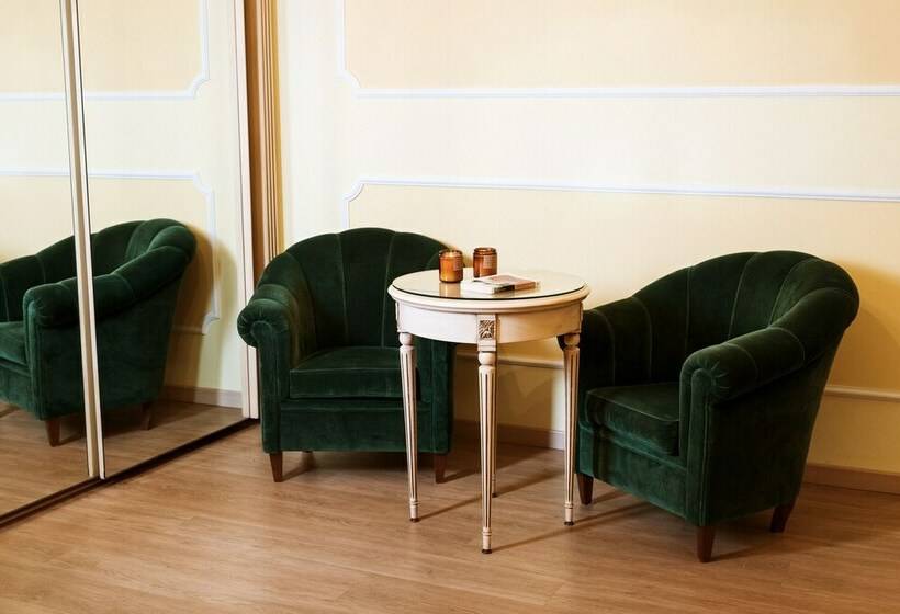 غرفة قياسية, Terme Salus