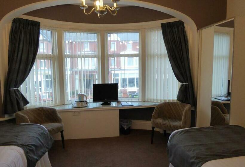 חדר סטנדרט, The Berwick Over 40 S Only