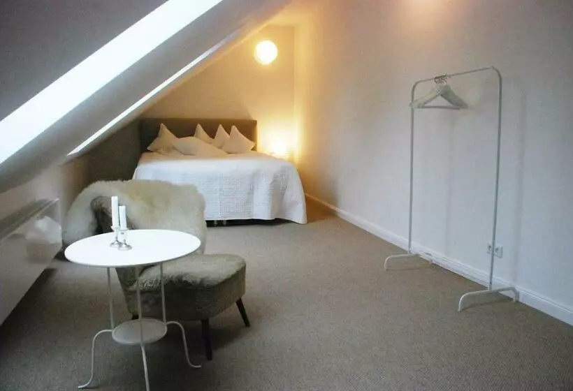 Deluxe Yhden Hengen Huone, Sweet Clementine B & B