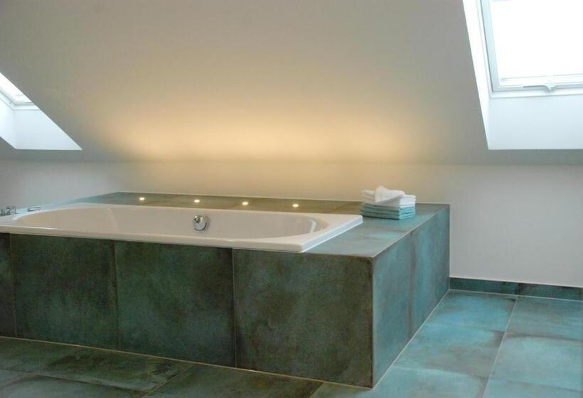 豪华单人间, Sweet Clementine B & B