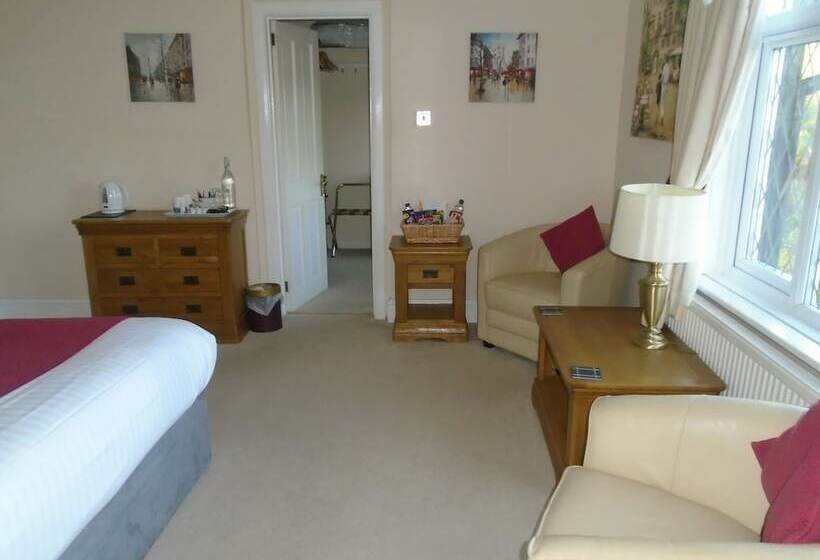 Номер Deluxe, Trumbles Gatwick B&b