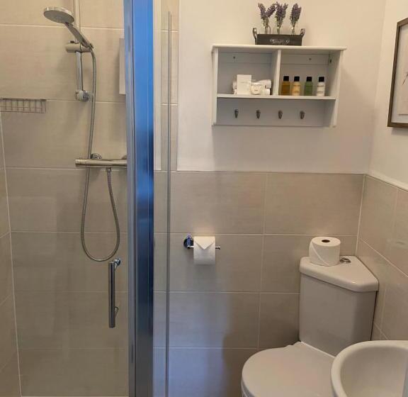 Номер Стандарт, Trumbles Gatwick B&b