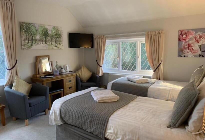 Номер Стандарт, Trumbles Gatwick B&b