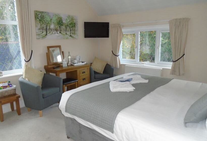 Номер Стандарт, Trumbles Gatwick B&b