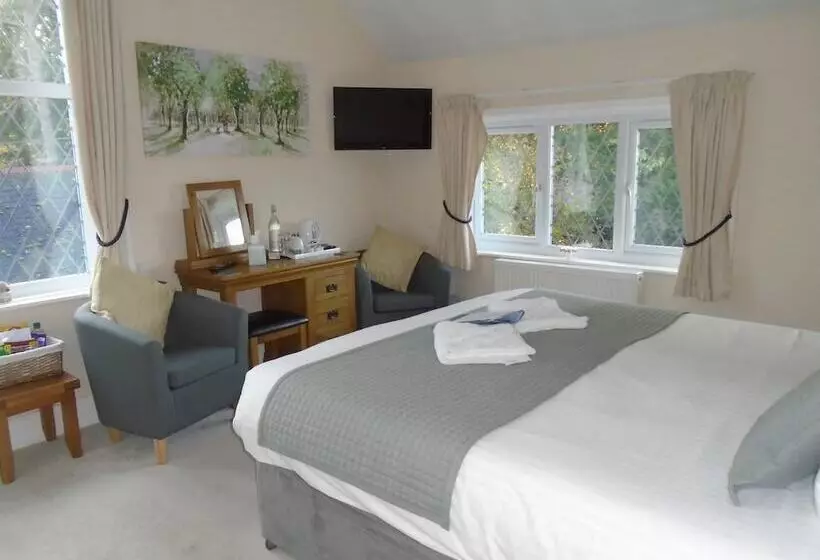 スタンダードルーム, Trumbles Gatwick B&b