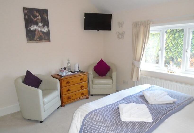 Номер Стандарт, Trumbles Gatwick B&b