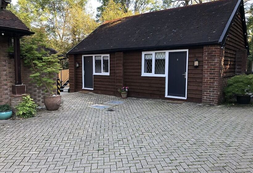 Номер Стандарт, Trumbles Gatwick B&b