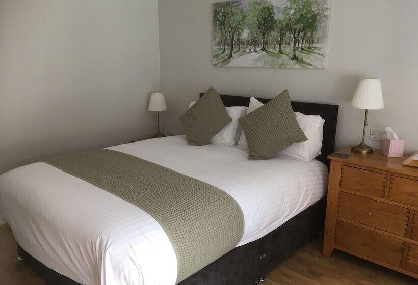 Номер Стандарт, Trumbles Gatwick B&b