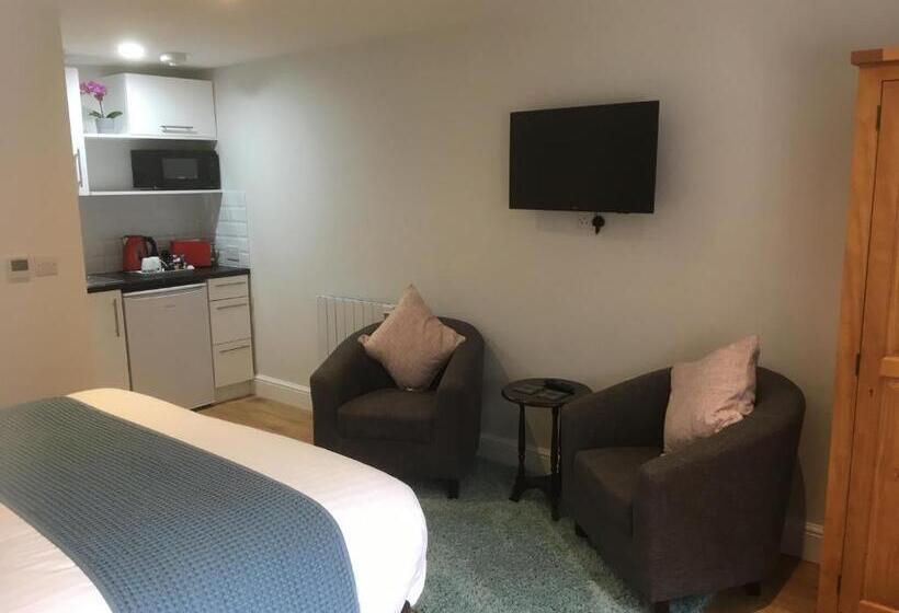 Номер Стандарт, Trumbles Gatwick B&b