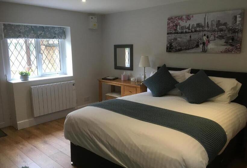 Номер Стандарт, Trumbles Gatwick B&b