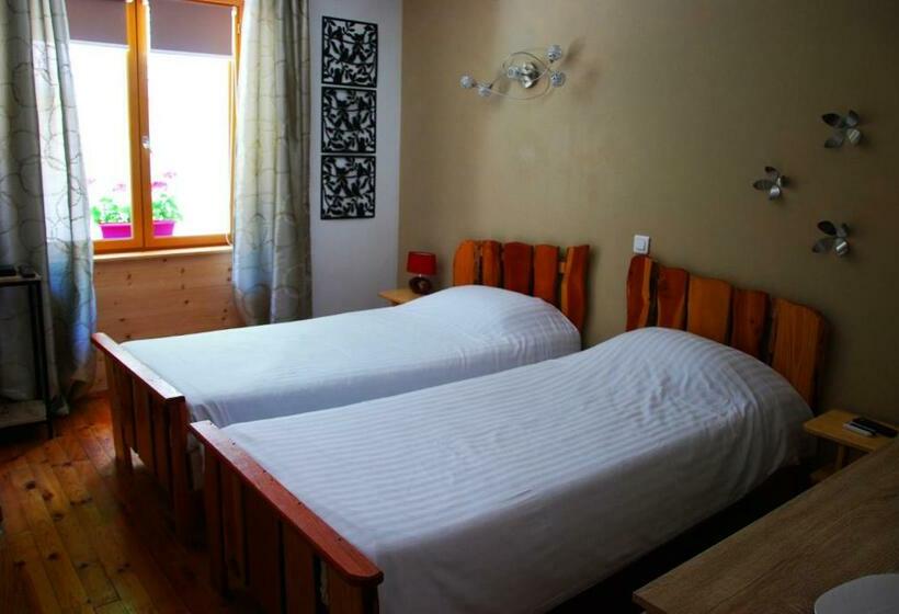 غرفة قياسية, Auberge De Portout