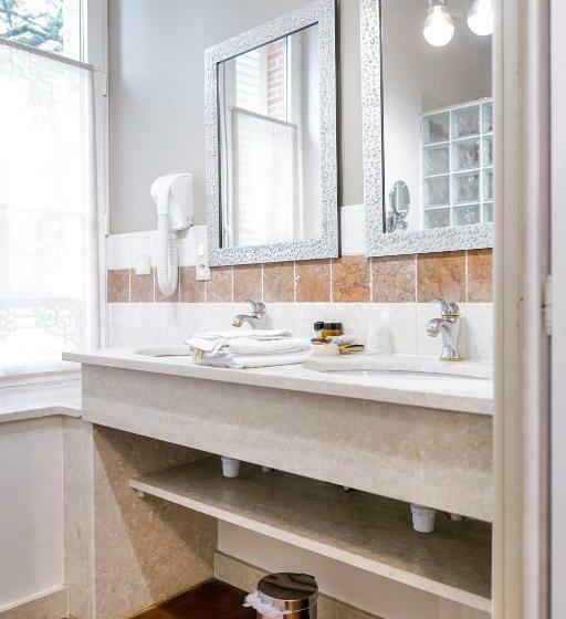 اتاق لوکس, Champagne André Bergère