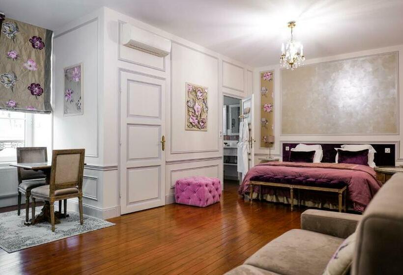 اتاق لوکس, Champagne André Bergère