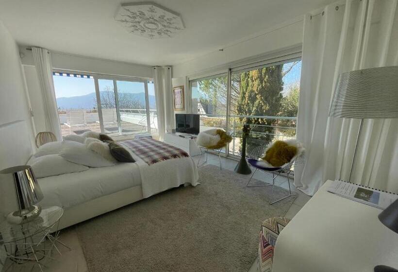Номер Deluxe, La Villa Haute Corniche