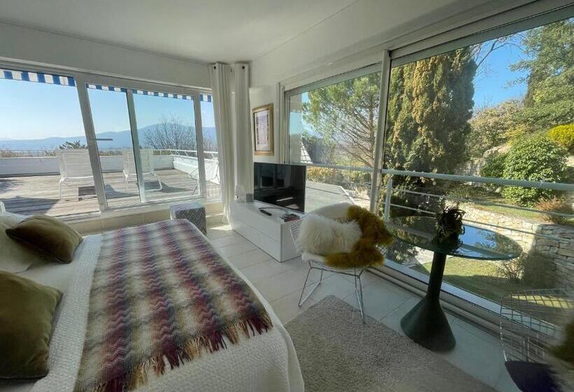 Номер Deluxe, La Villa Haute Corniche