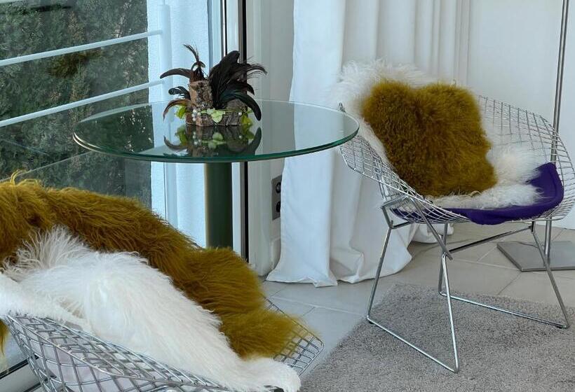 Номер Deluxe, La Villa Haute Corniche