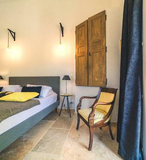 プールの見えるスーペリアルーム, Maison Sadina