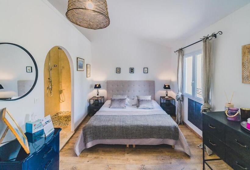 マウンテンビュースタンダードルーム, Maison Sadina