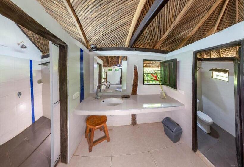 标准平房, Hostal La Media Luna Palomino