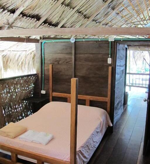 经济房, Hostal La Media Luna Palomino