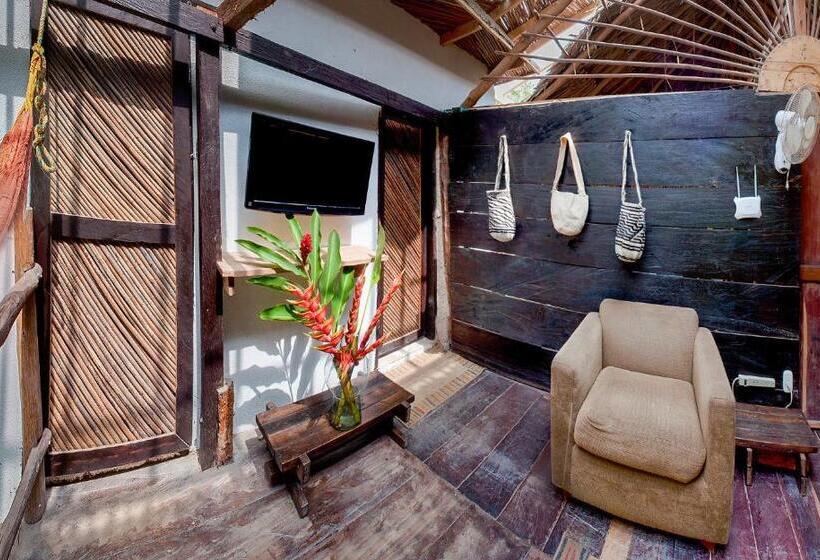 经济房, Hostal La Media Luna Palomino