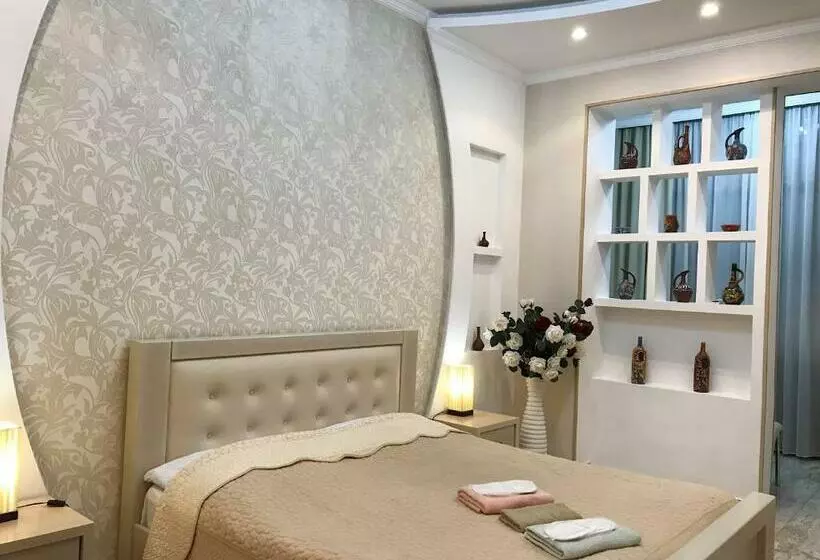 Suite Deluxe, Aragvi