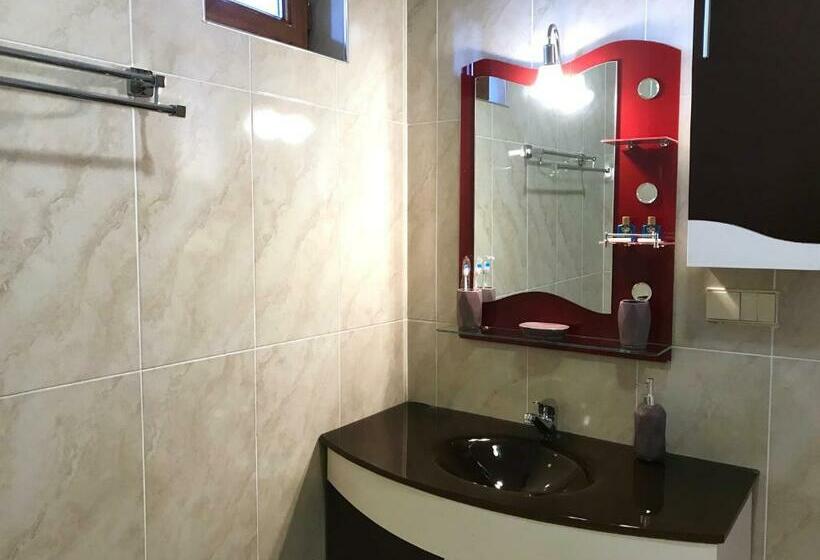 سوییت لوکس, Aragvi