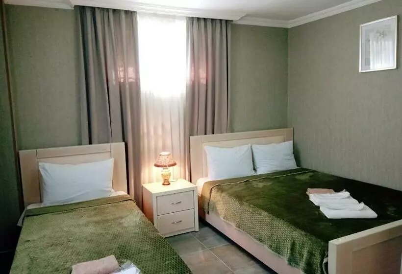 Suite Deluxe, Aragvi