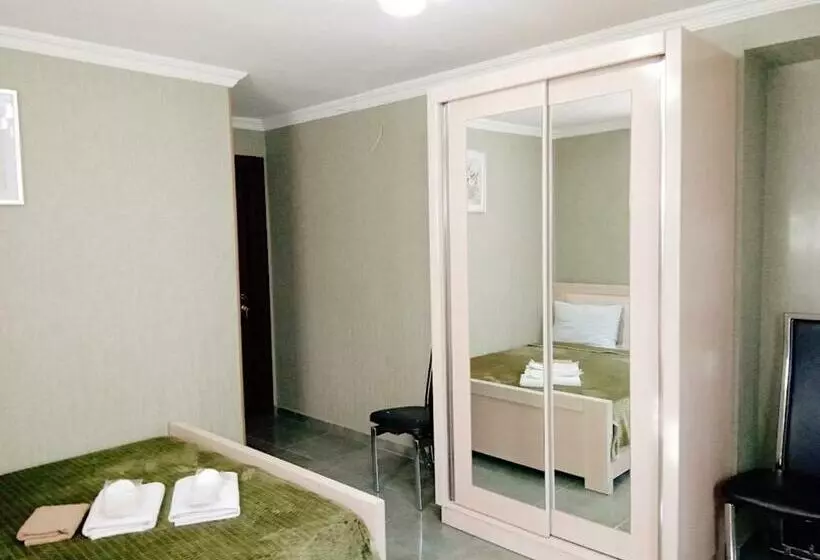 Suite Deluxe, Aragvi