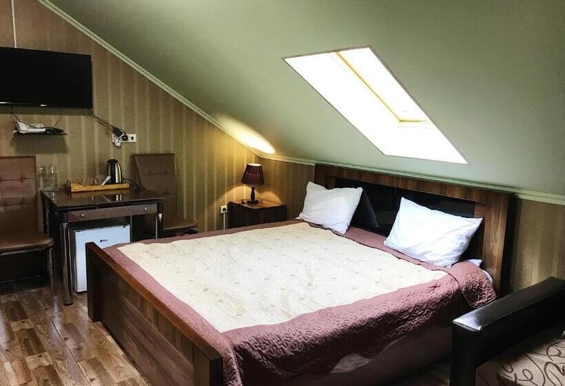 اتاق استاندارد, Aragvi