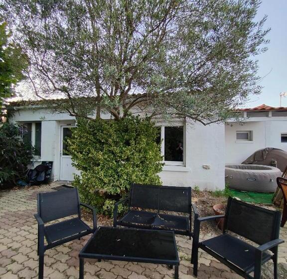 带大床的标准工作室, Auberge Le Chata