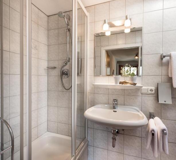 Comfort room with balcony, Bayern Resort