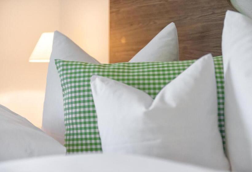 スタンダードシングルルーム, Bayern Resort