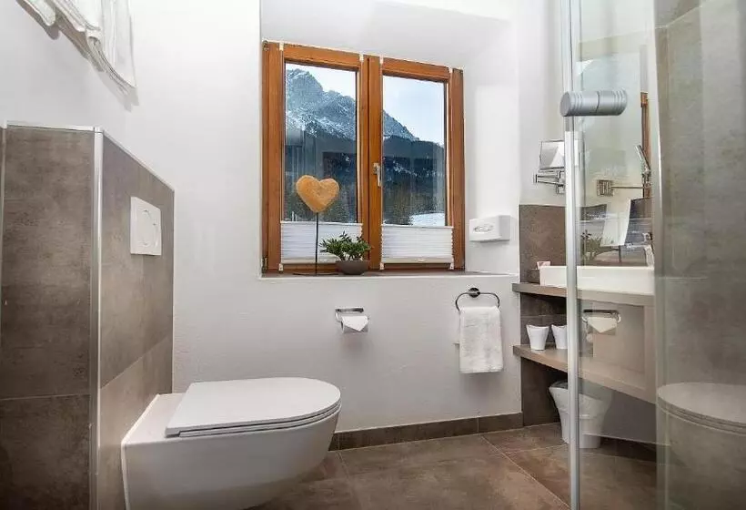Superior-huone Näkymä, Bayern Resort