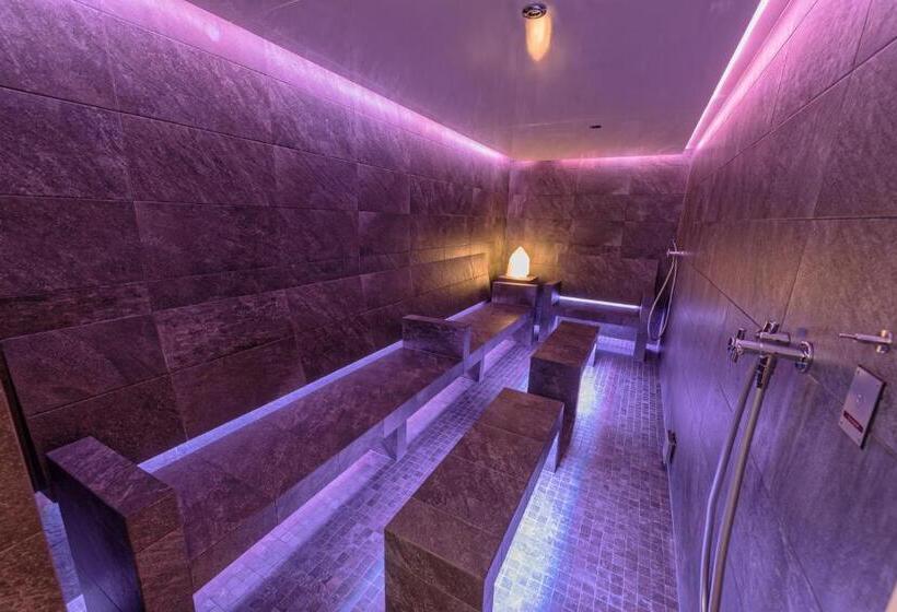 Comfort room with balcony, Bayern Resort