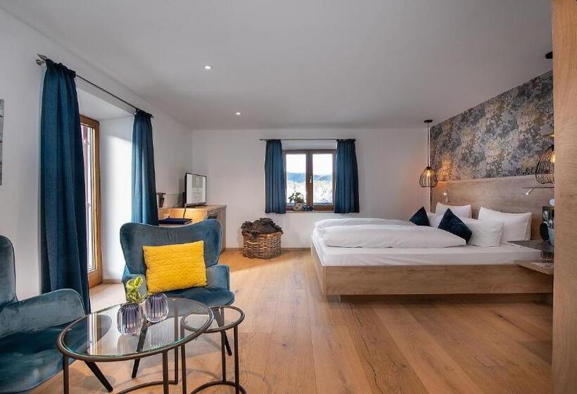 اتاق سوپریور با چشمانداز, Bayern Resort