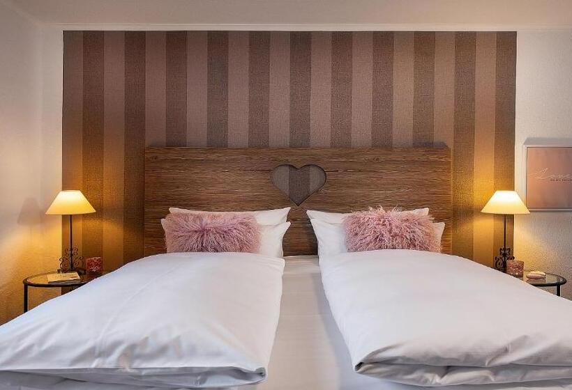 Номер Superior с Видом, Bayern Resort