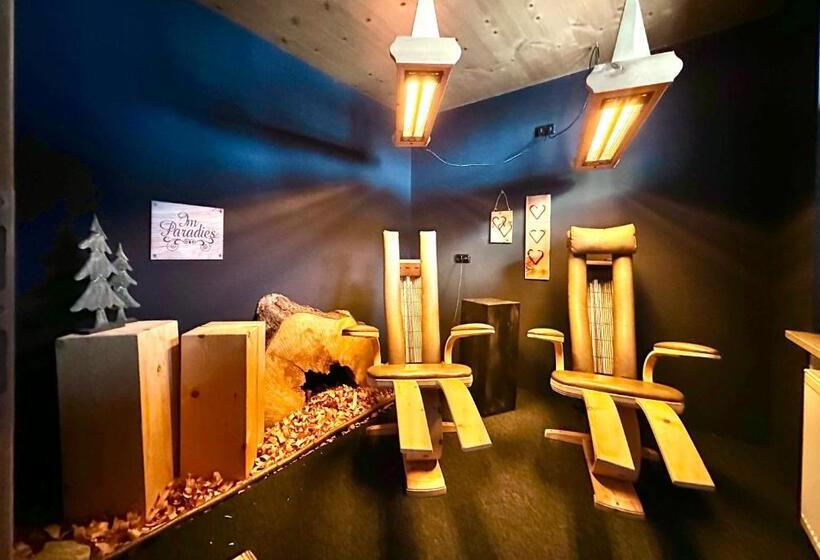 Трехместный Номер Стандарт с Балконом, Bayern Resort